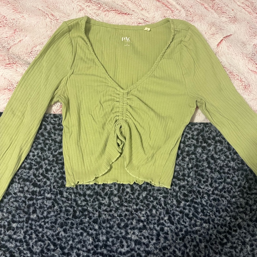 Lime green PacSun long sleeve crop top size s